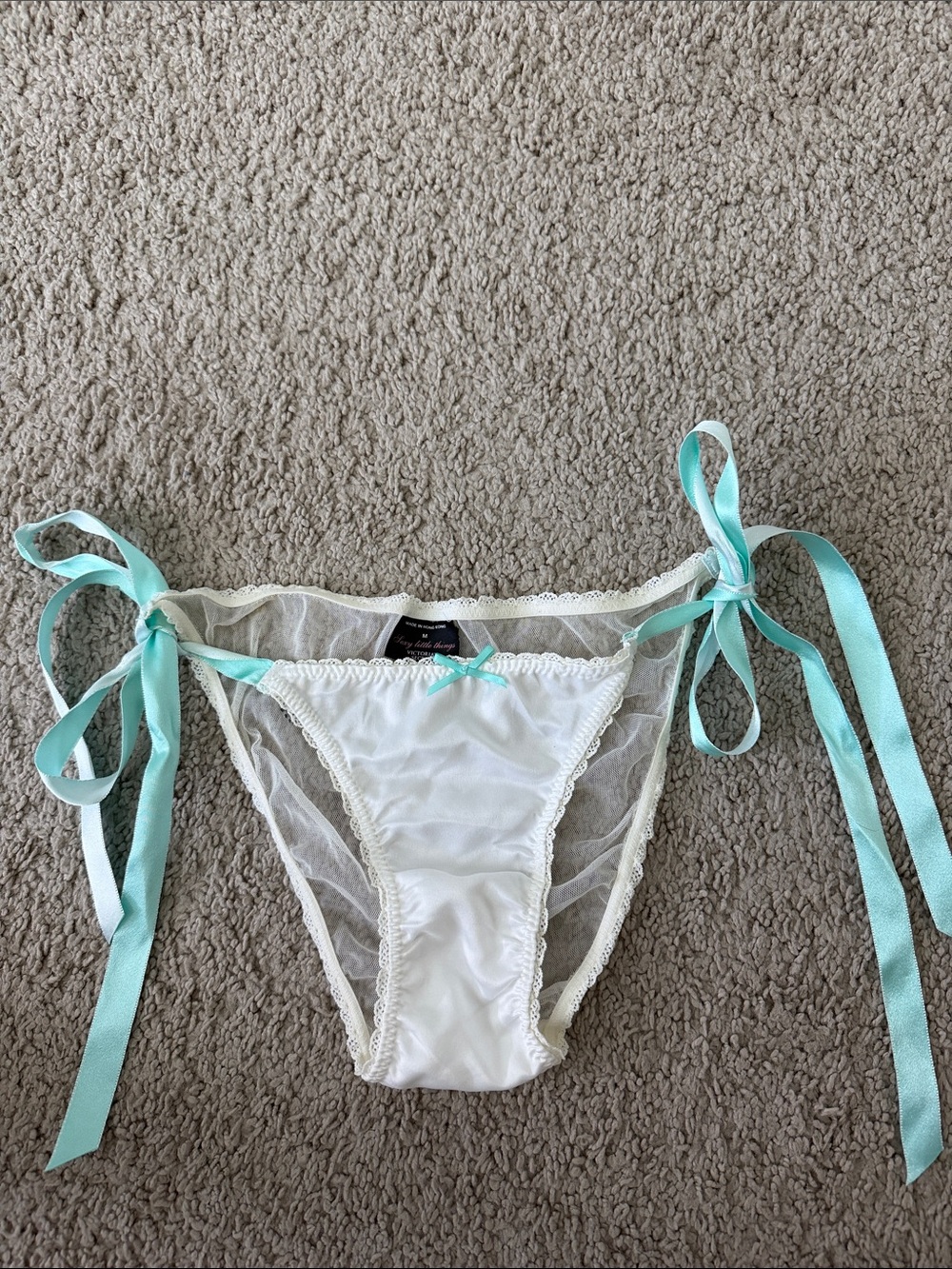 Victoria’s Secret panties Size M